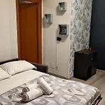 Hubby House - רומא